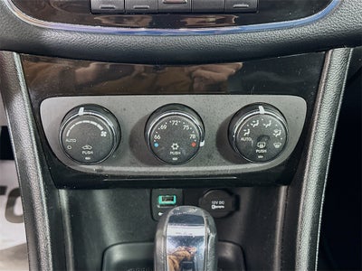 2013 Chrysler 200 Limited