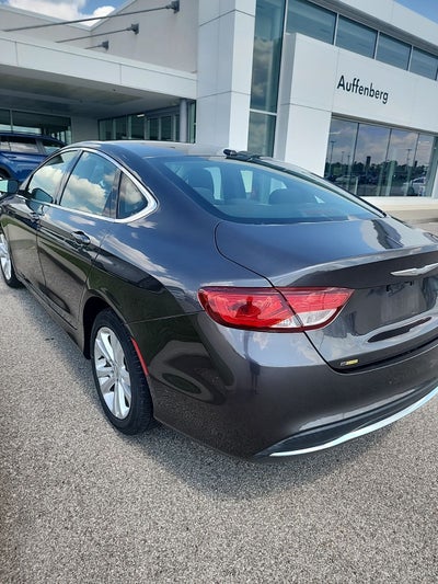 2015 Chrysler 200 Limited