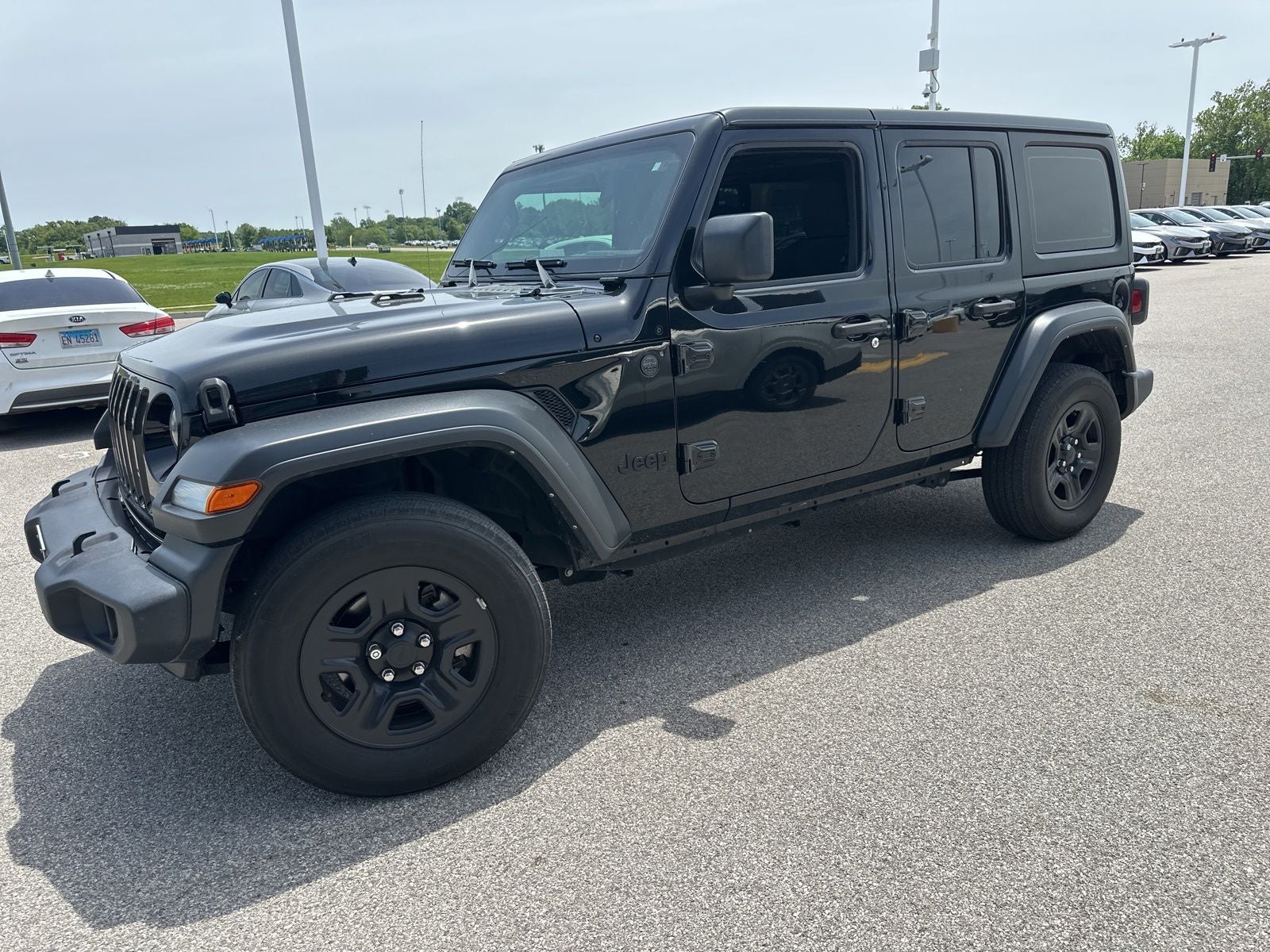 2023 Jeep Wrangler 4-Door Sport 4x4