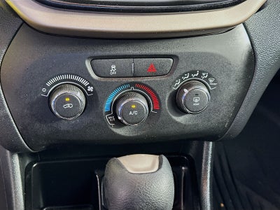 2016 Jeep Cherokee Sport