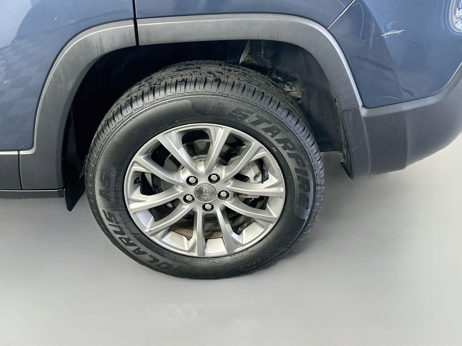 2020 Jeep Cherokee Latitude Plus FWD