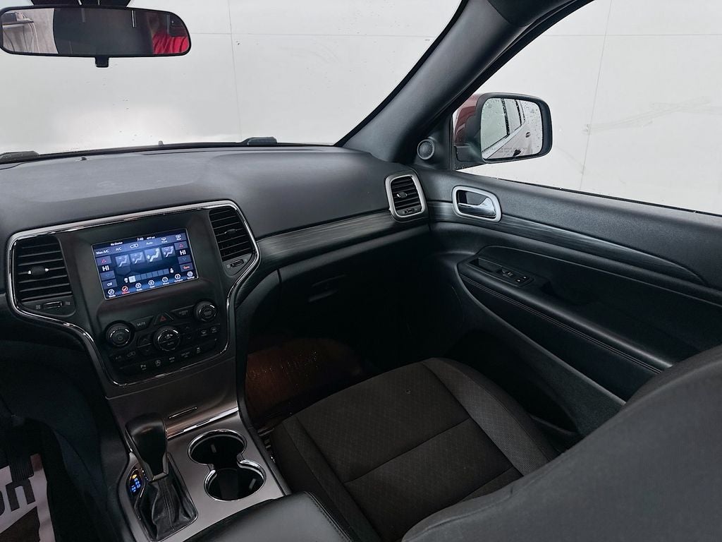 2020 Jeep Grand Cherokee Laredo E 4x4