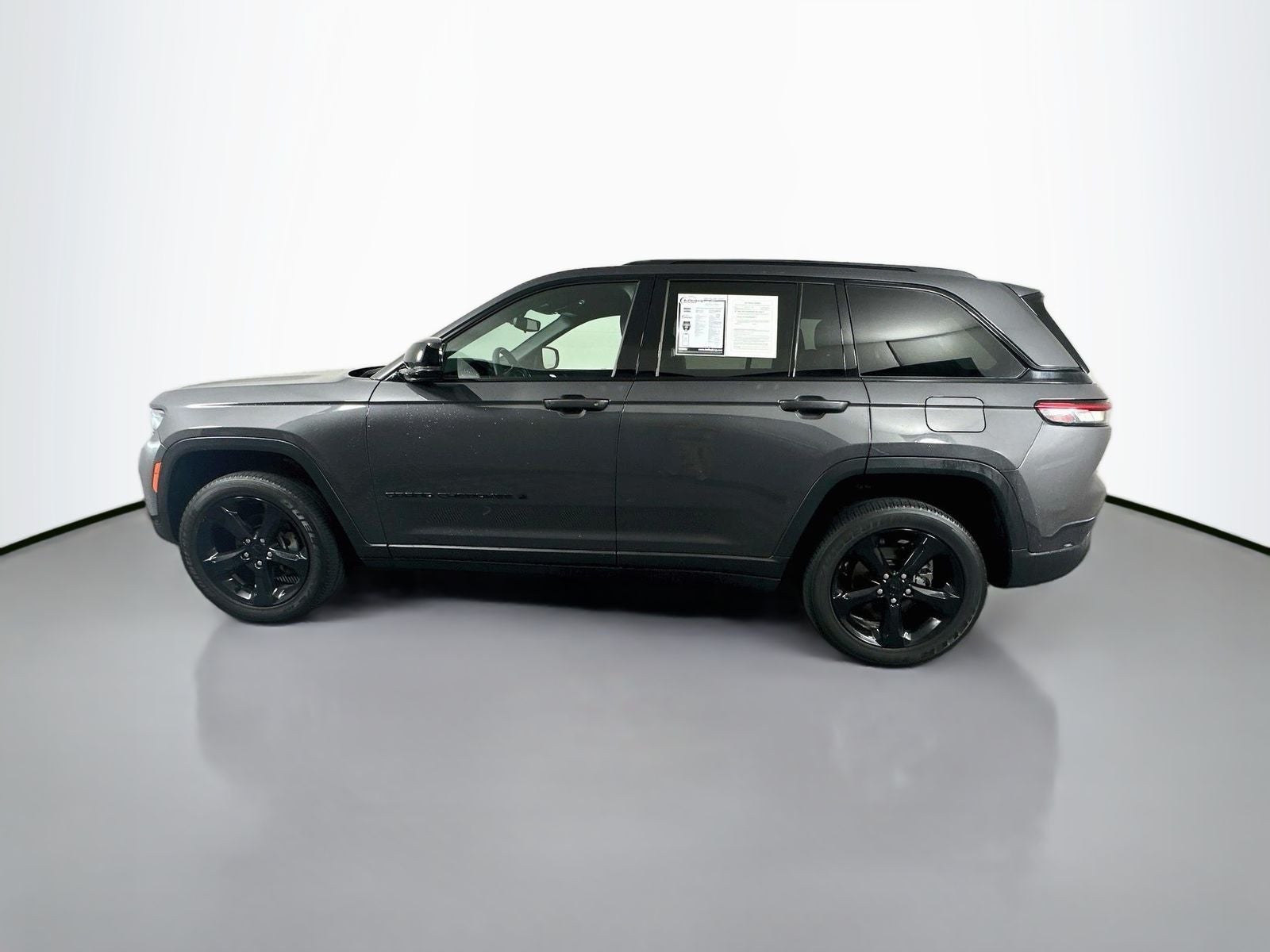 2023 Jeep Grand Cherokee Altitude 4x4