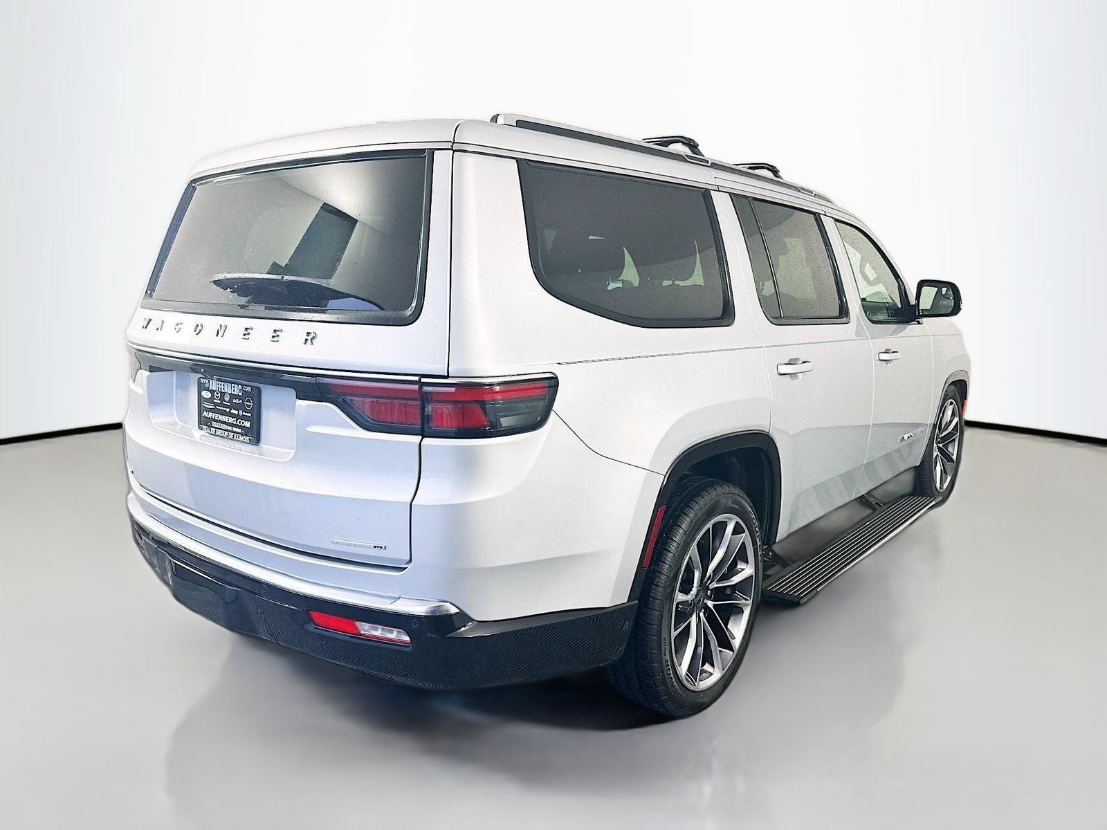 2022 Jeep Wagoneer Series III 4x4