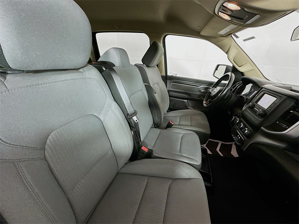 2020 RAM 1500 Big Horn Crew Cab 4x4 5'7' Box