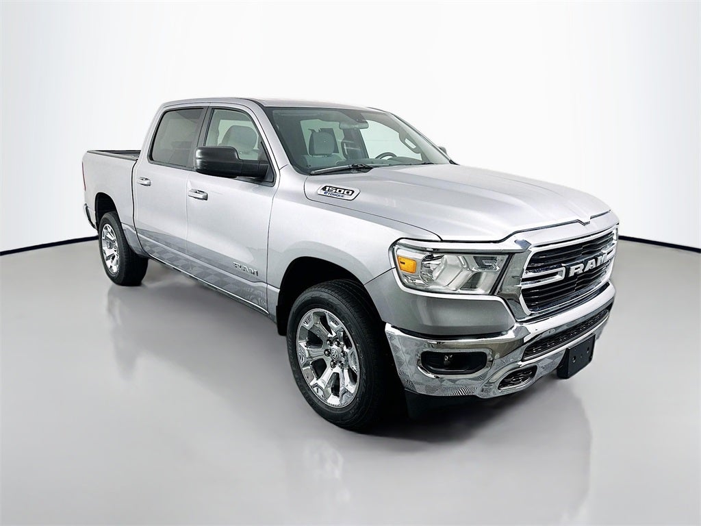 2022 RAM 1500 Big Horn Crew Cab 4x4 5'7' Box