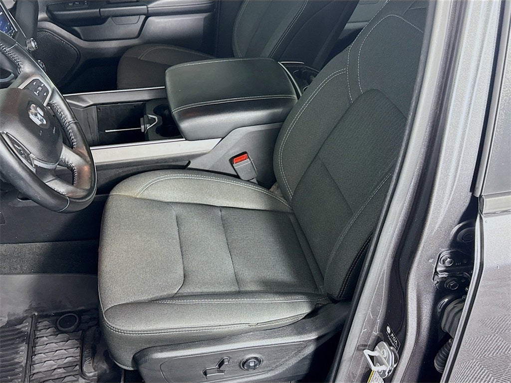 2021 RAM 1500 Big Horn Crew Cab 4x4 5'7' Box