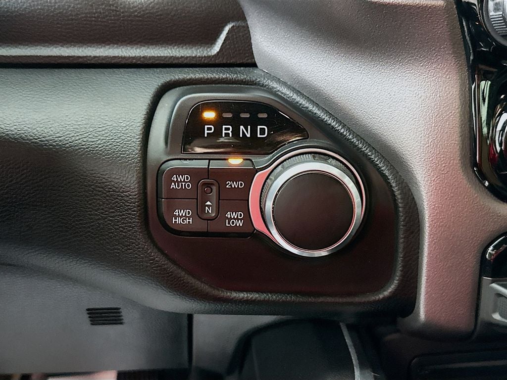 2019 RAM 1500 Big Horn/Lone Star Crew Cab 4x4 5'7' Box