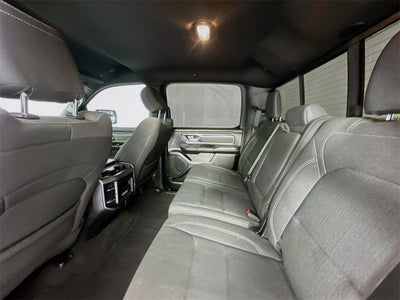 2019 RAM 1500 Big Horn/Lone Star Crew Cab 4x4 5'7' Box