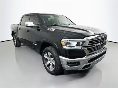 2022 RAM 1500 Laramie Crew Cab 4x4 5'7' Box