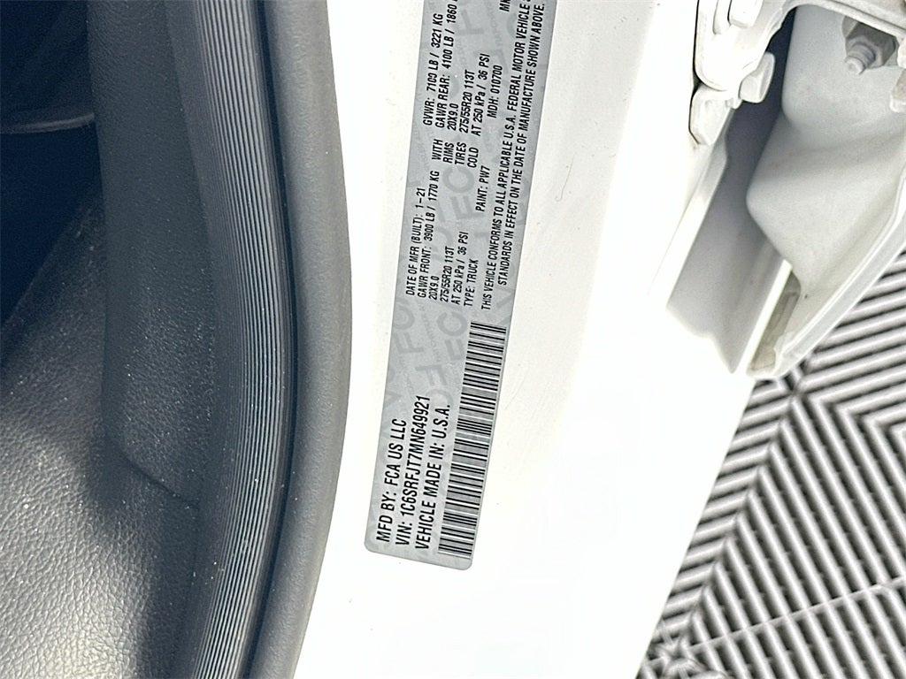 2021 RAM 1500 Laramie Crew Cab 4x4 5'7' Box