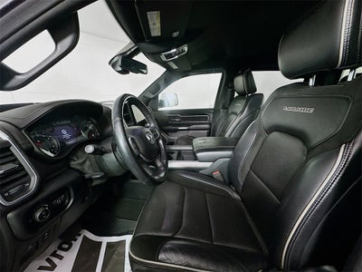 2020 RAM 1500 Laramie Crew Cab 4x4 5'7' Box