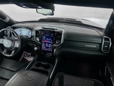 2020 RAM 1500 Laramie Crew Cab 4x4 5'7' Box