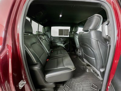 2020 RAM 1500 Laramie Crew Cab 4x4 5'7' Box