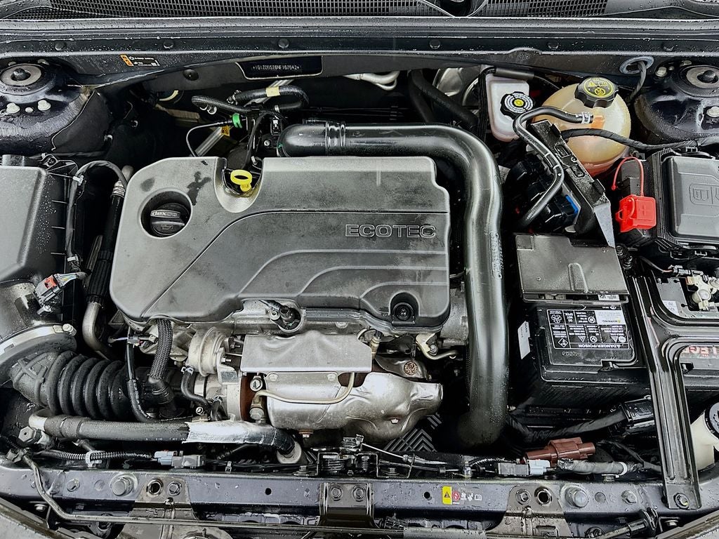 2022 Chevrolet Malibu FWD LT