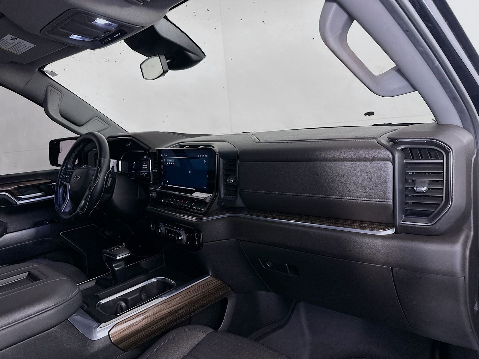2022 Chevrolet Silverado 1500 4WD Crew Cab Short Bed RST