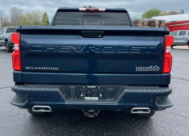 2022 Chevrolet Silverado 1500 4WD Crew Cab Short Bed High Country