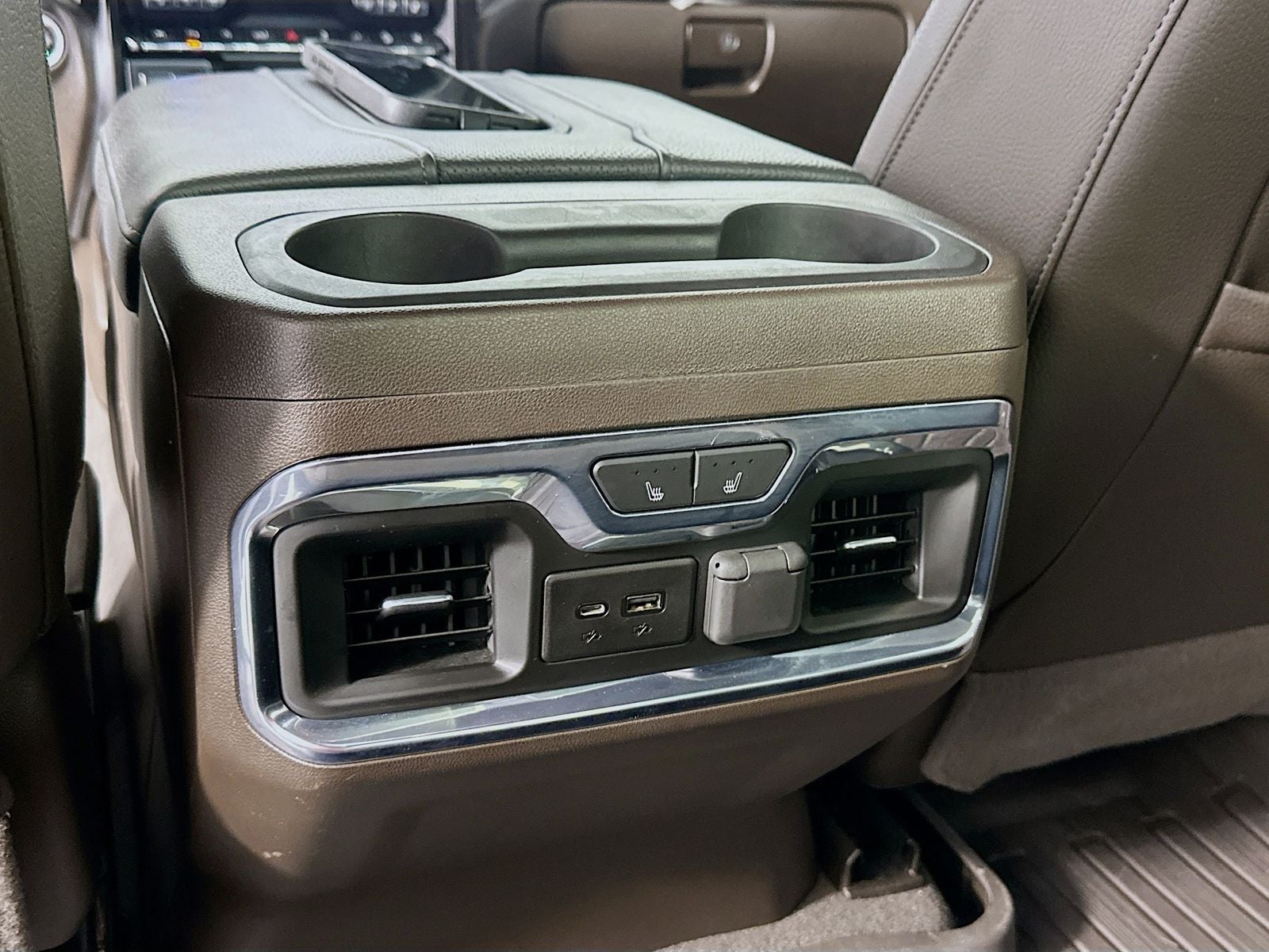 2020 GMC Sierra 1500 4WD Crew Cab Short Box Denali