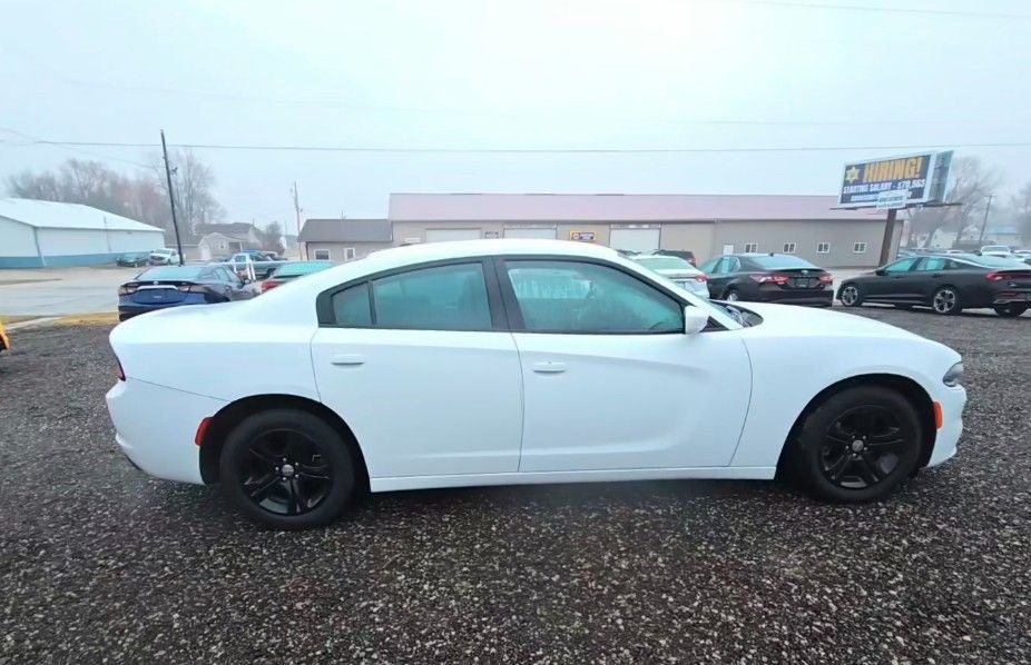 2022 Dodge Charger SXT RWD