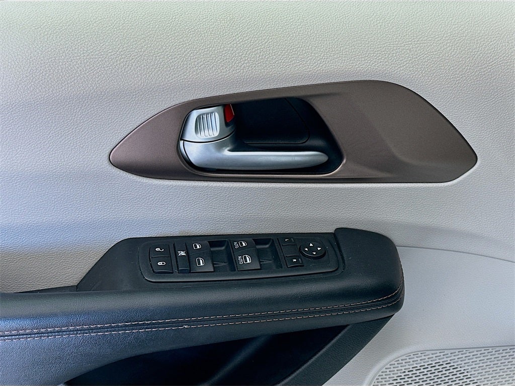 2018 Chrysler Pacifica Touring Plus