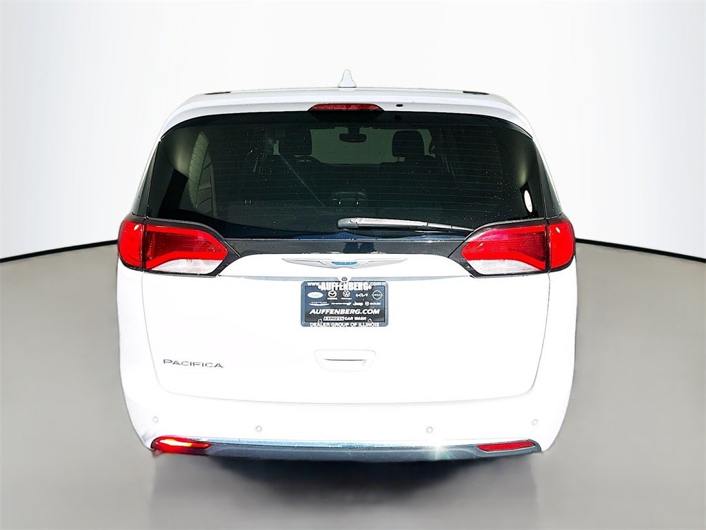 2018 Chrysler Pacifica Touring Plus