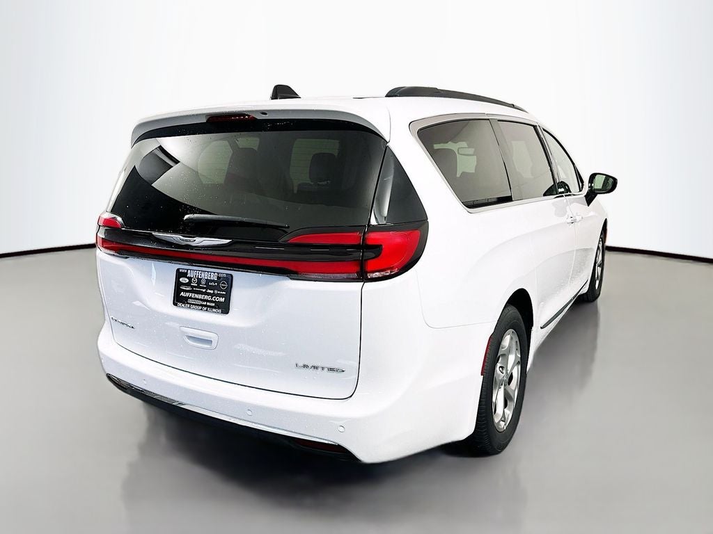 2023 Chrysler Pacifica Limited