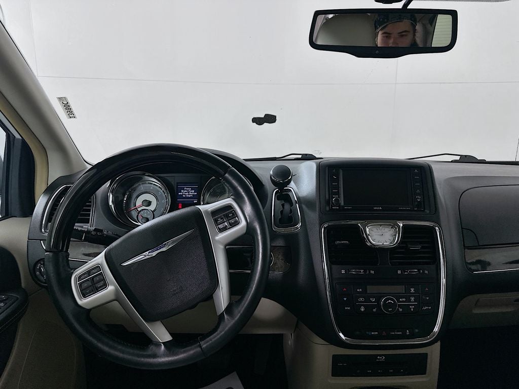 2014 Chrysler Town & Country Limited