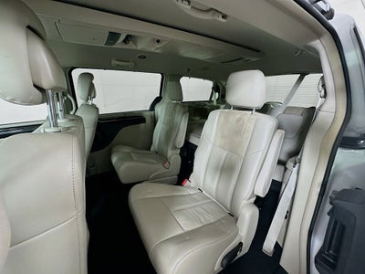 2014 Chrysler Town & Country Limited
