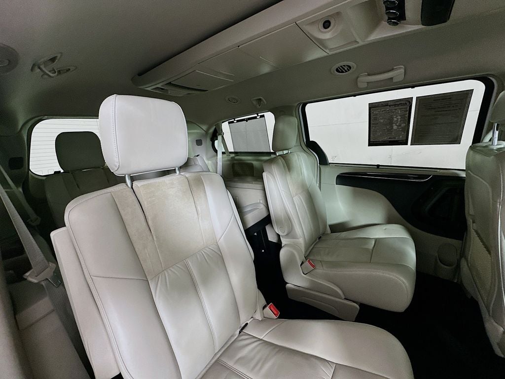 2014 Chrysler Town & Country Limited