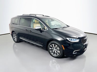 2022 Chrysler Pacifica Hybrid Pinnacle