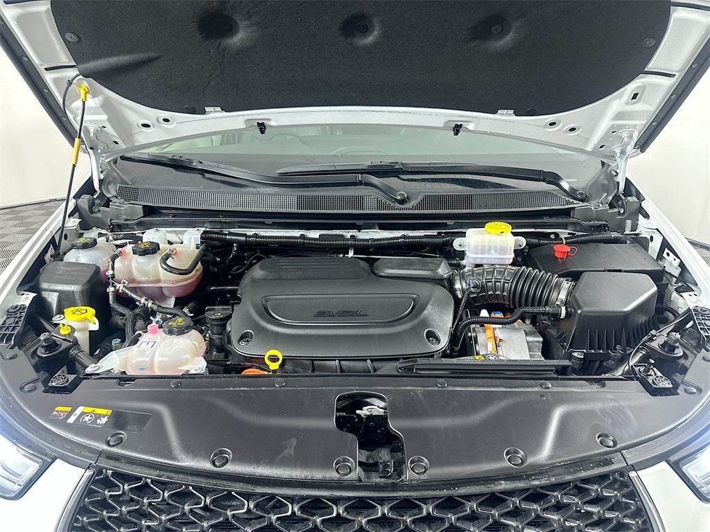 2024 Chrysler Pacifica Hybrid Select