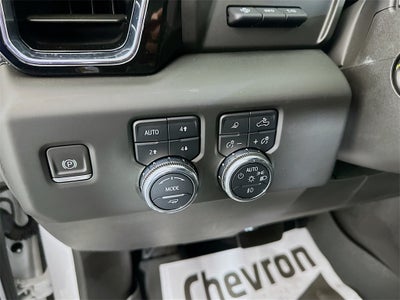 2023 GMC Sierra 1500 4WD Crew Cab Short Box Denali