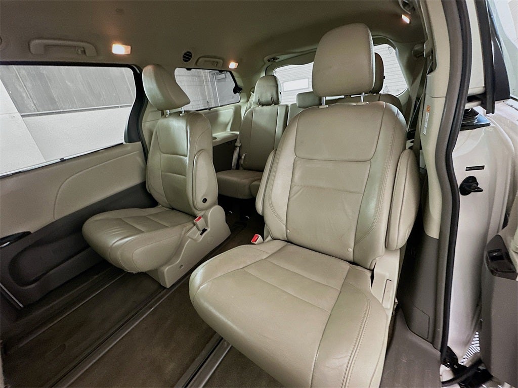 2015 Toyota Sienna XLE Premium 7 Passenger
