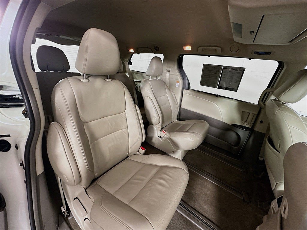 2015 Toyota Sienna XLE Premium 7 Passenger