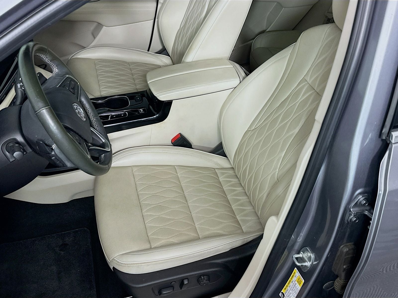 2022 Buick Envision FWD Avenir