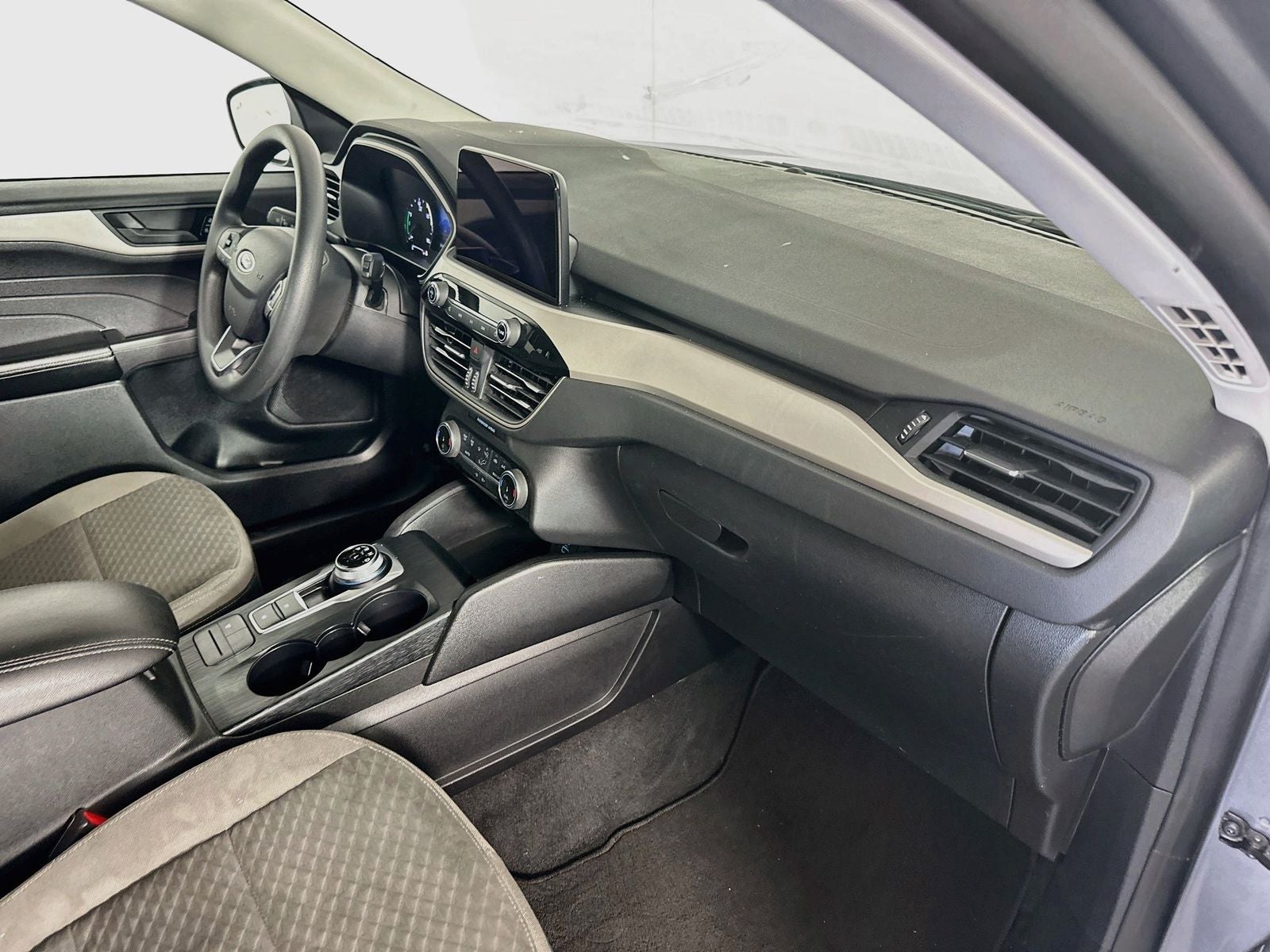 2022 Ford Escape Hybrid SE