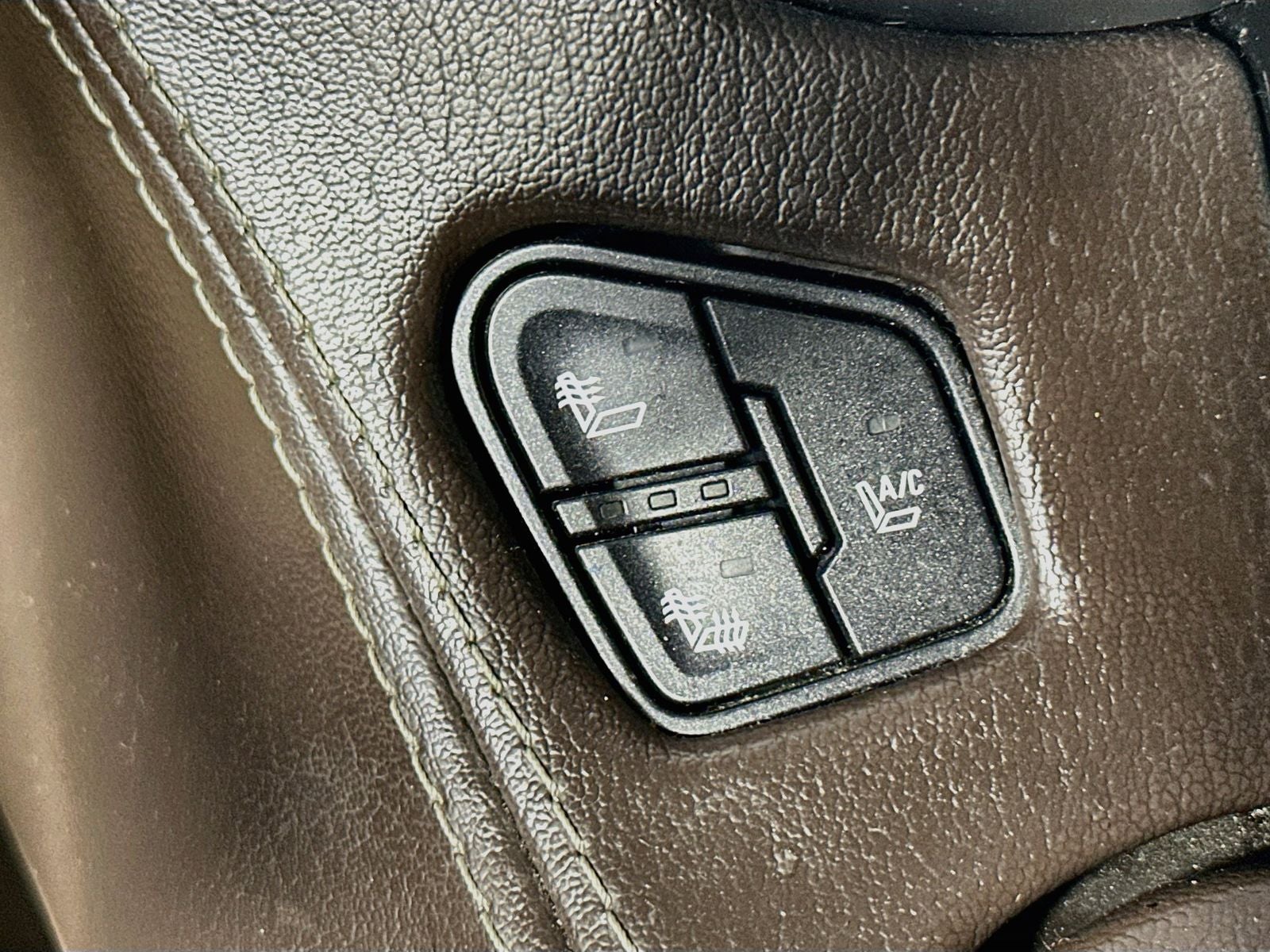 2015 Chevrolet Suburban LTZ