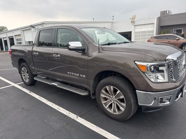 2019 Nissan Titan SL
