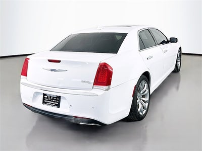 2017 Chrysler 300 C