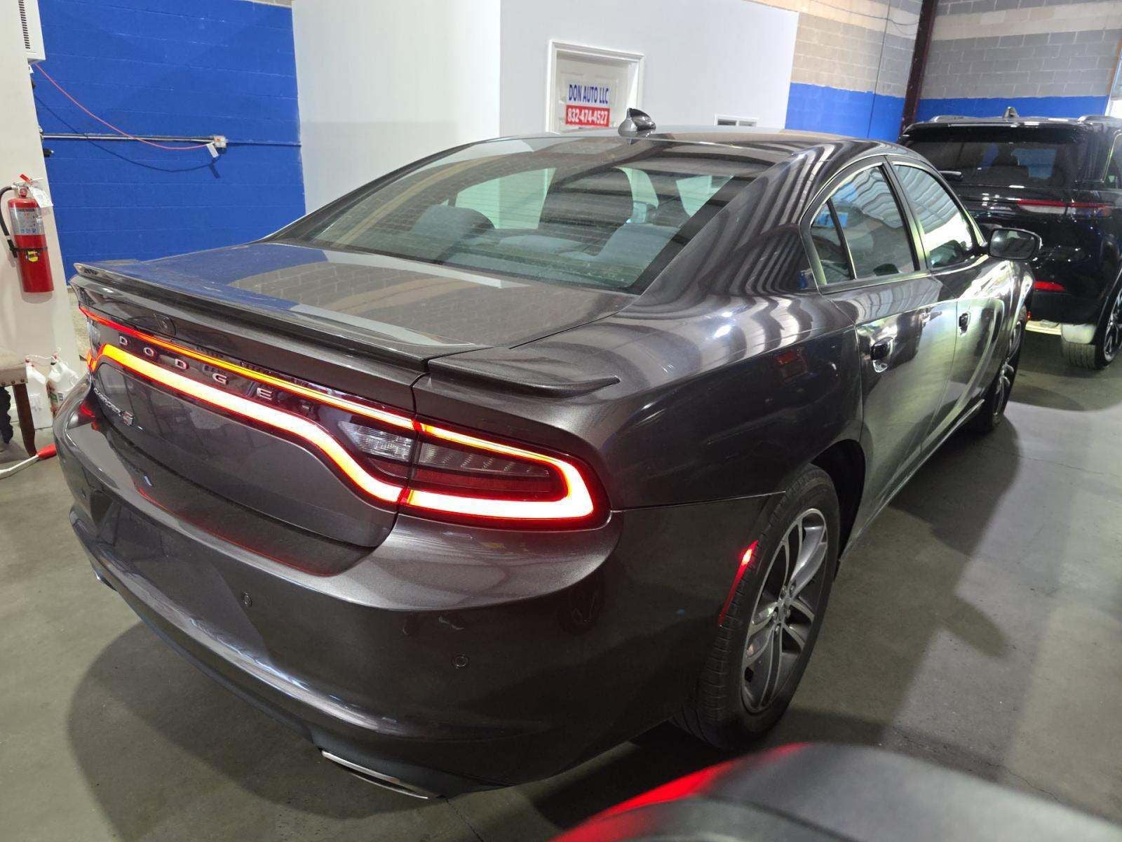 2019 Dodge Charger SXT
