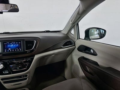 2019 Chrysler Pacifica L
