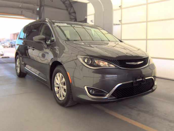 2018 Chrysler Pacifica Touring L Plus