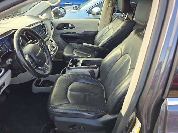 2018 Chrysler Pacifica Touring L Plus