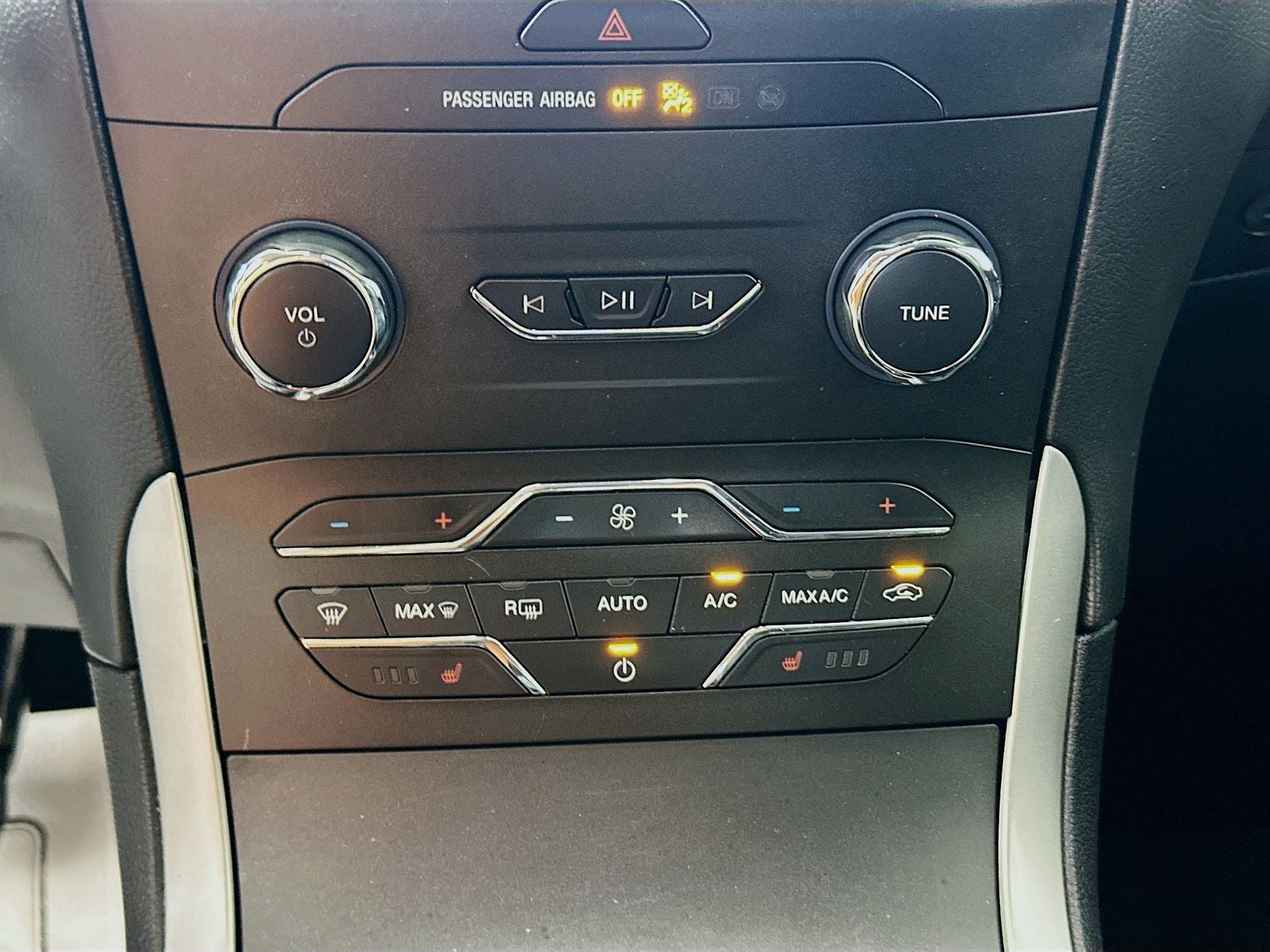 2020 Ford Edge SEL