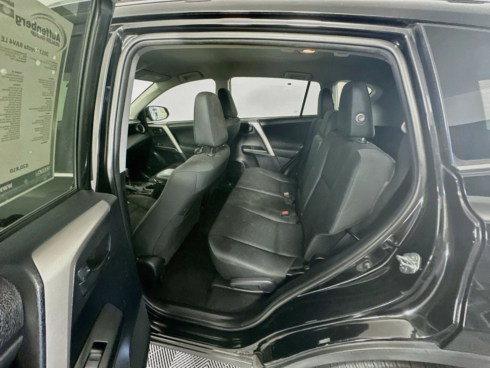 2017 Toyota RAV4 LE