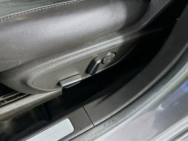 2014 Lincoln MKZ Base