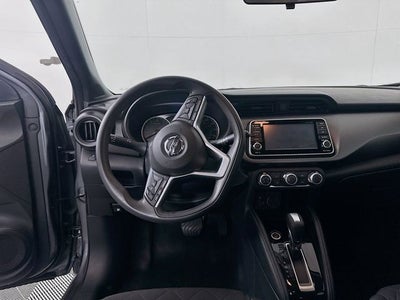 2019 Nissan Kicks S