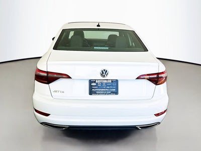 2019 Volkswagen Jetta R-Line