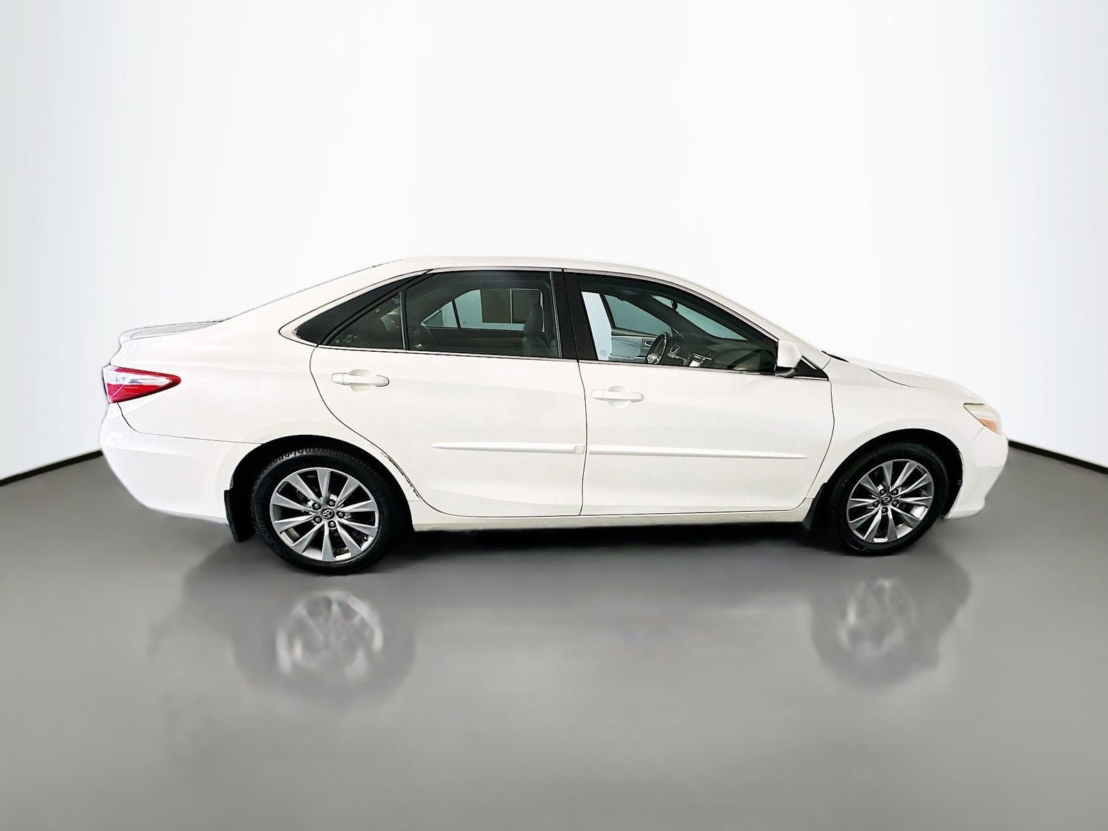 2016 Toyota Camry XLE
