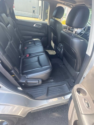 2017 Nissan Pathfinder Platinum